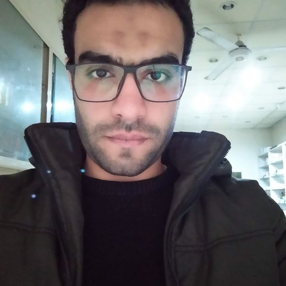Poshmark profile picture for @eslam